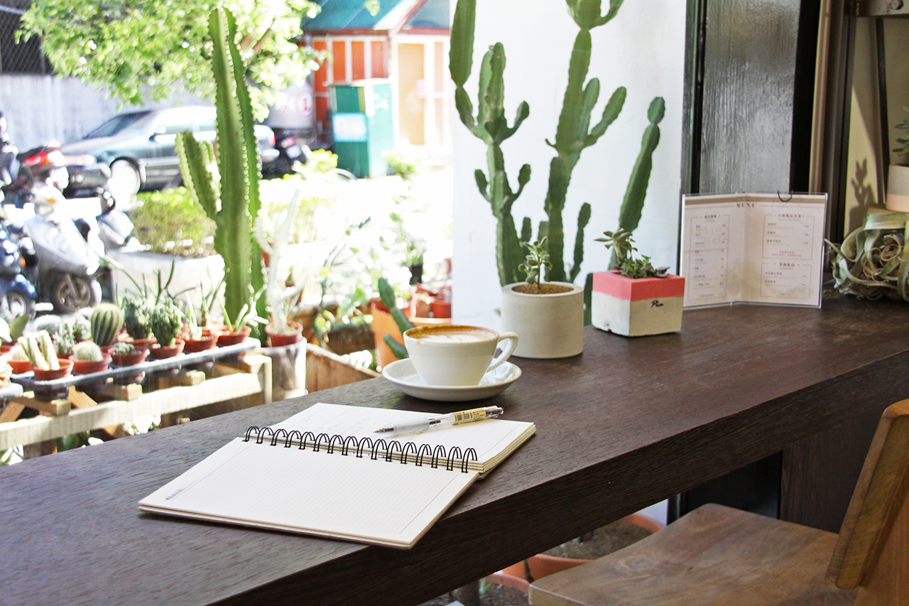 貓奴看過來!一次了解新葉喵的 8 個秘密,結尾加碼最新藏 7 貓奴看過來!一次了解新葉喵的 8 個秘密,結尾加碼最新藏 店環境 窗邊