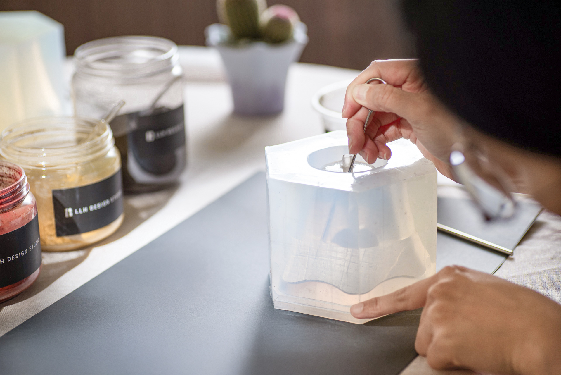 2026 台北體驗課程 一生受用的栽培課程 1 水泥植栽手作課企業包班-清除氣泡