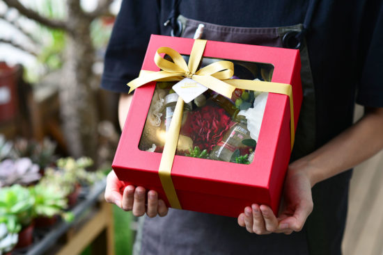 白蘭氏禮盒贈送 白蘭氏禮盒贈送