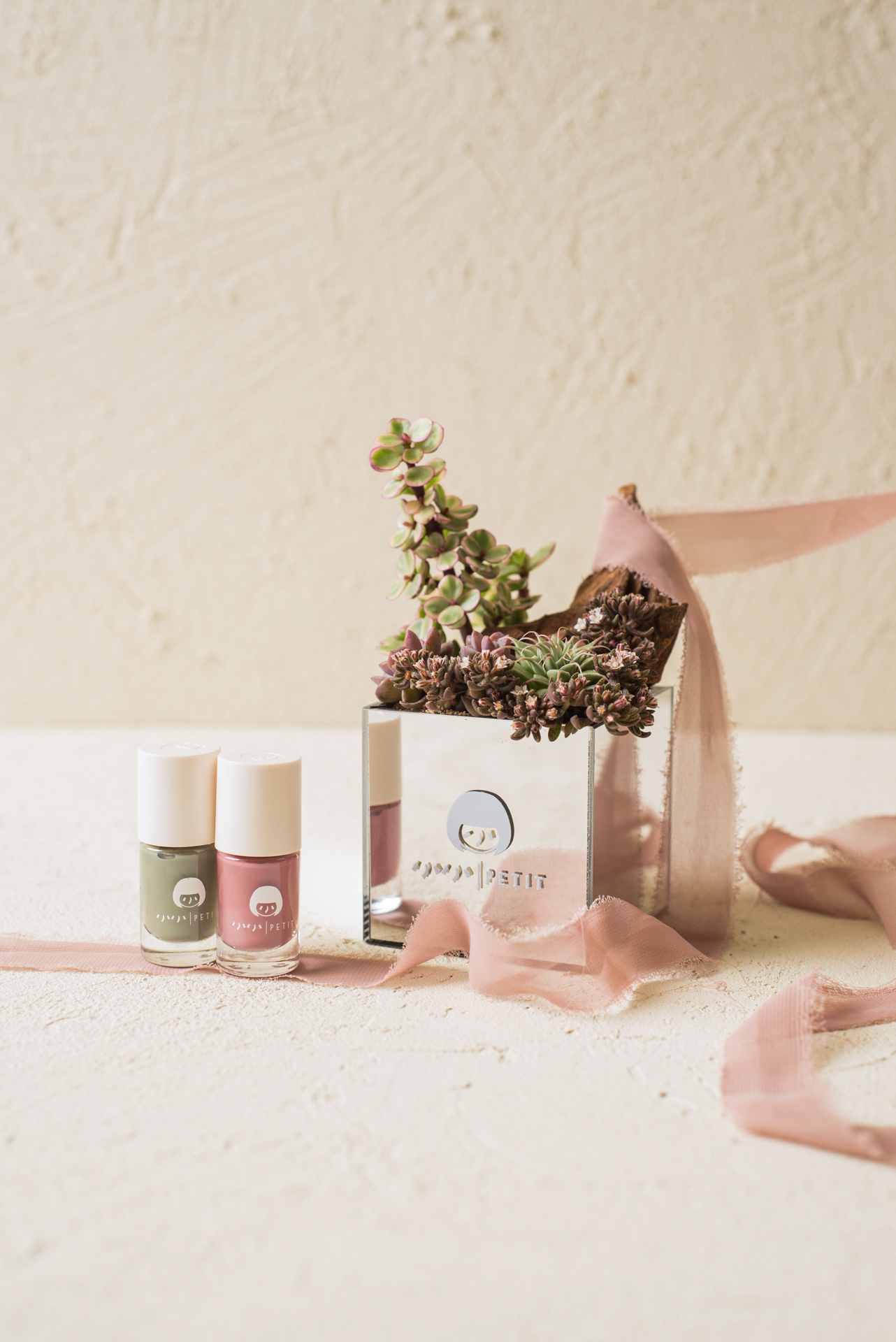 小小 PETIT 新品發表會:春日手作體驗 in 有肉 SUCCULAND 7 指甲油色系搭配植栽