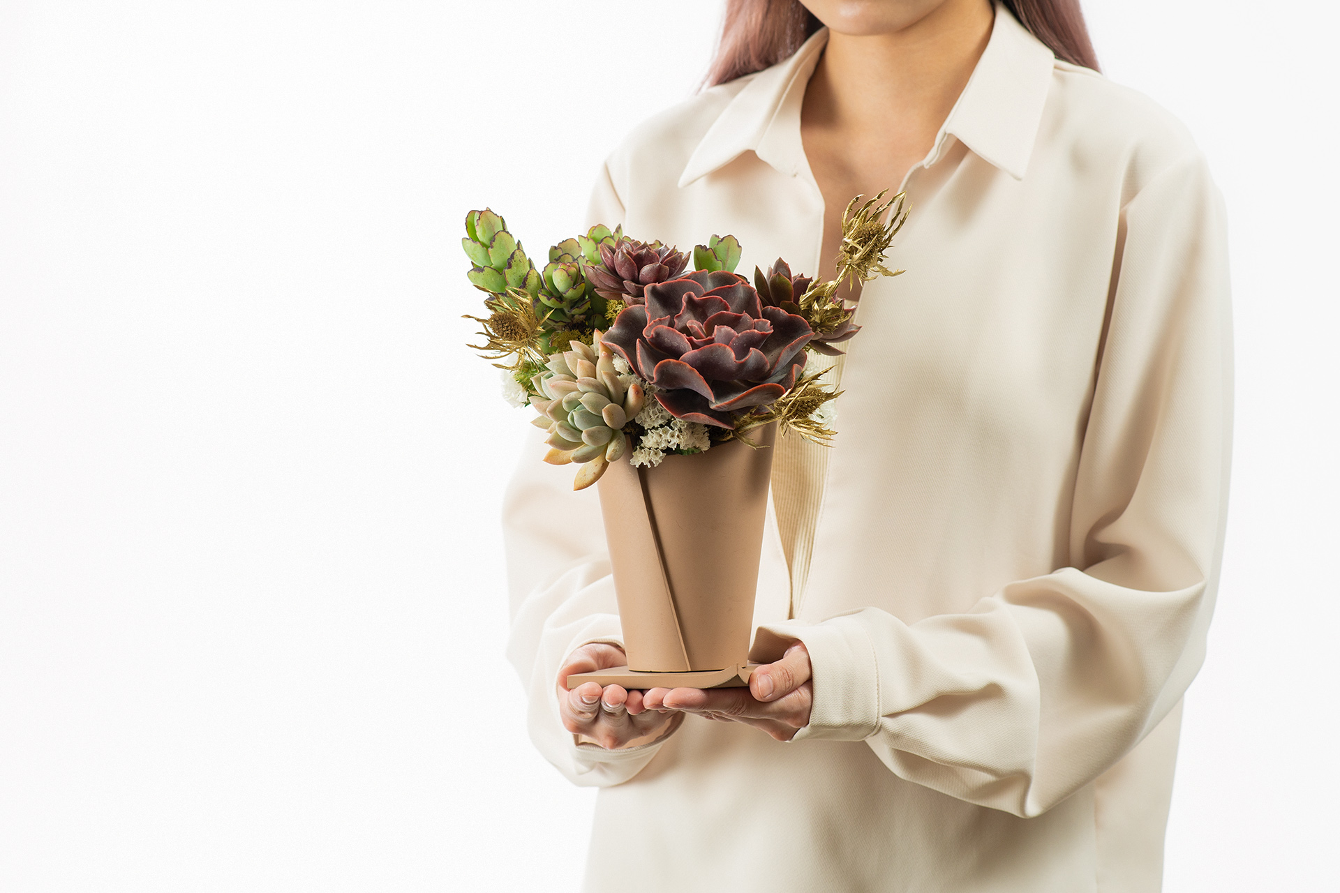 2023 母親節禮物,獻給跟你一樣喜歡植物的媽媽 5 拿鐵色母親節禮物