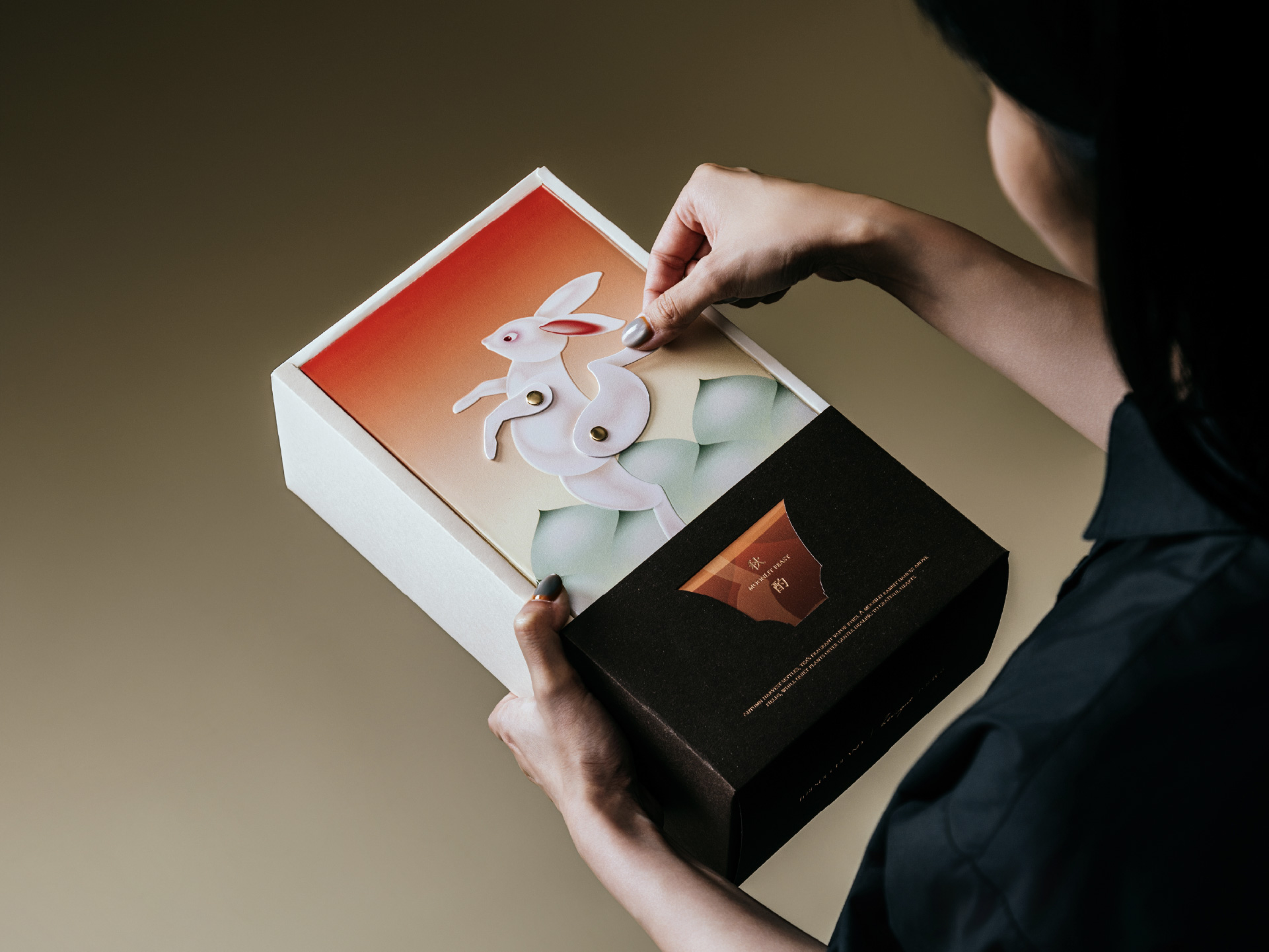 2025 中秋禮盒 秋酌綠香 一縷茶香繫綠植 3 2025 中秋禮盒-包裝可動性